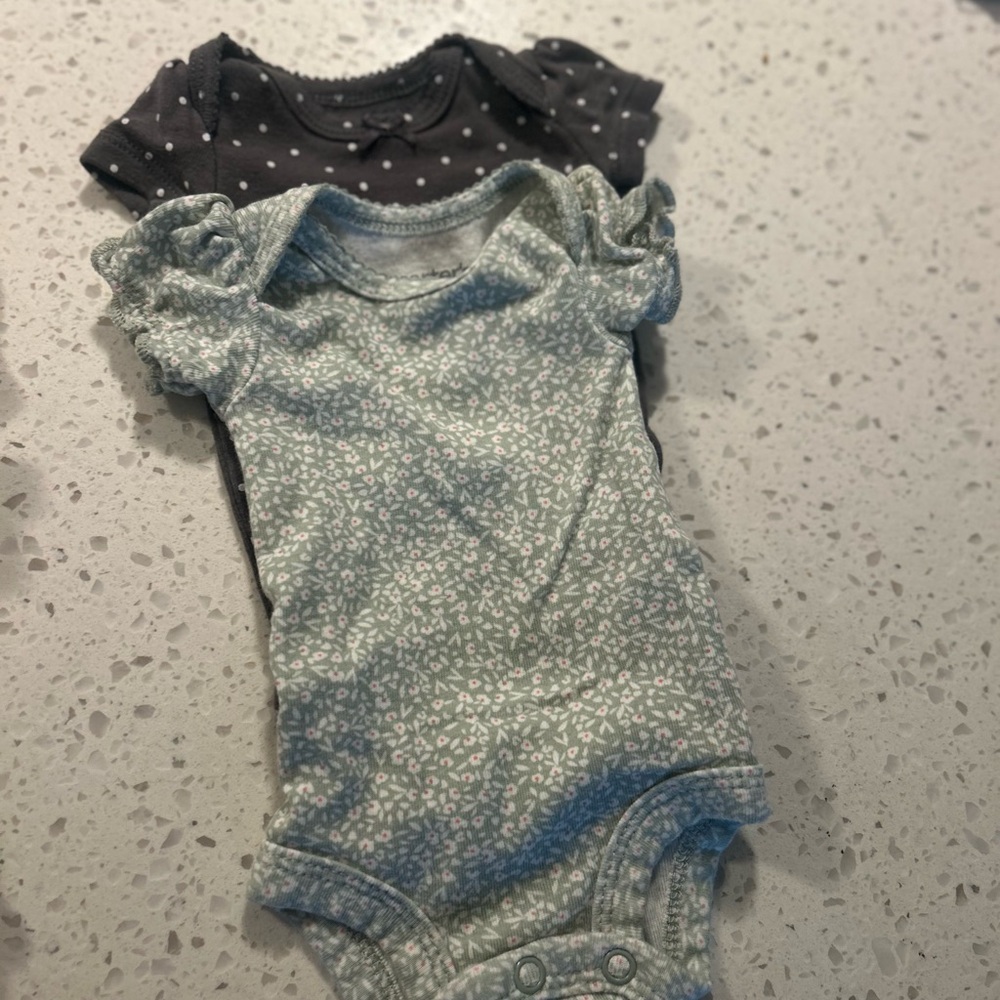 Carter's Black and Gray Bodysuits Set